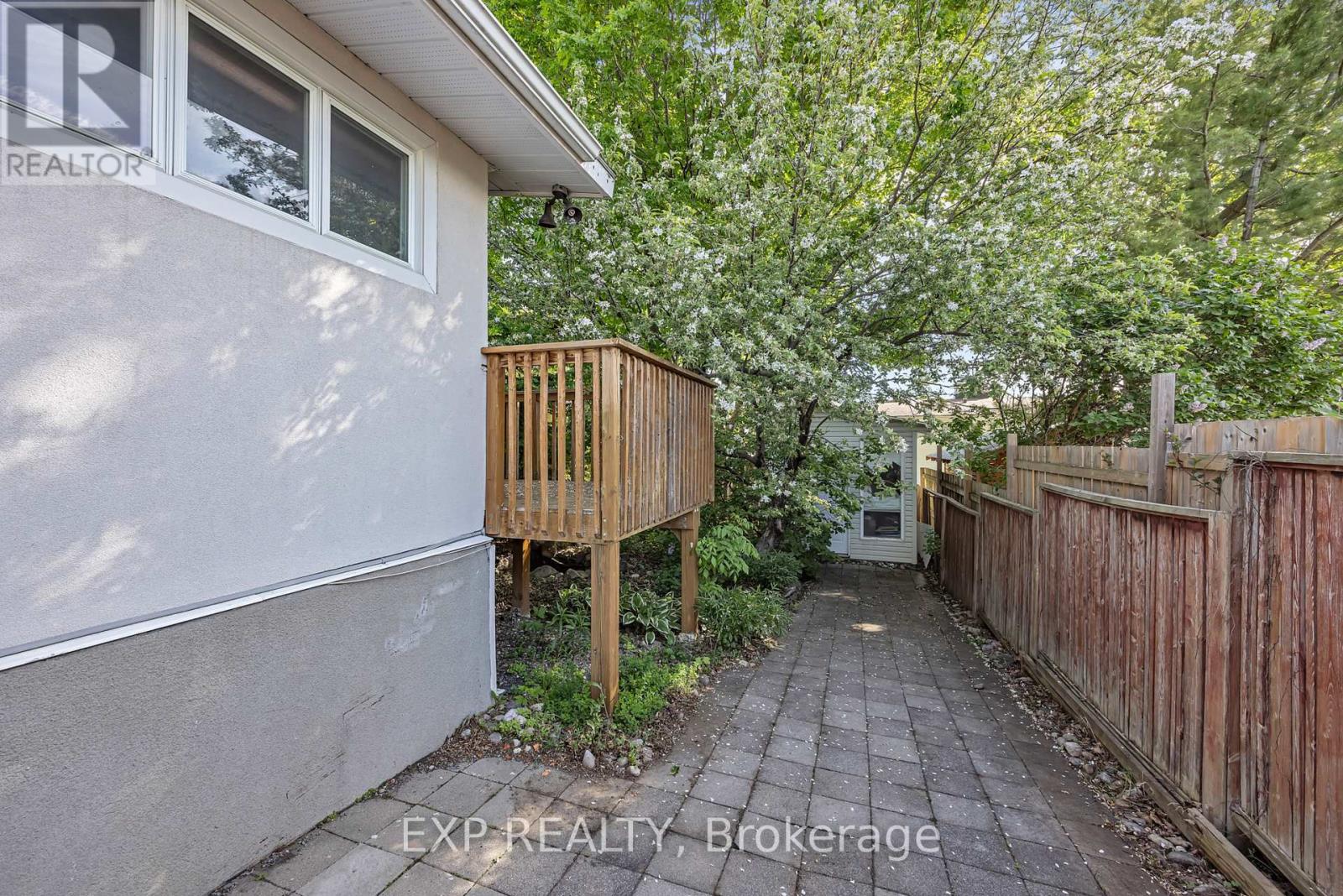 21 Southview Crescent, Ottawa, Ontario  K2E 5R4 - Photo 39 - X13211740