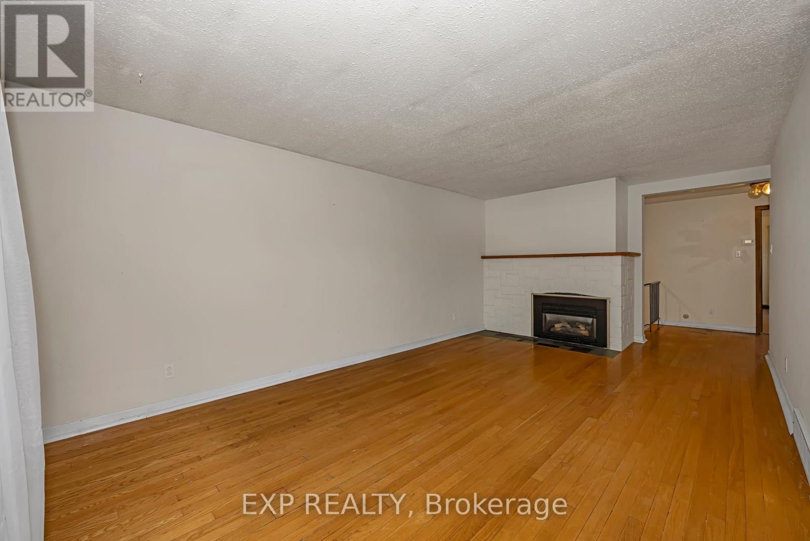 21 Southview Crescent, Ottawa, Ontario  K2E 5R4 - Photo 9 - X13211740