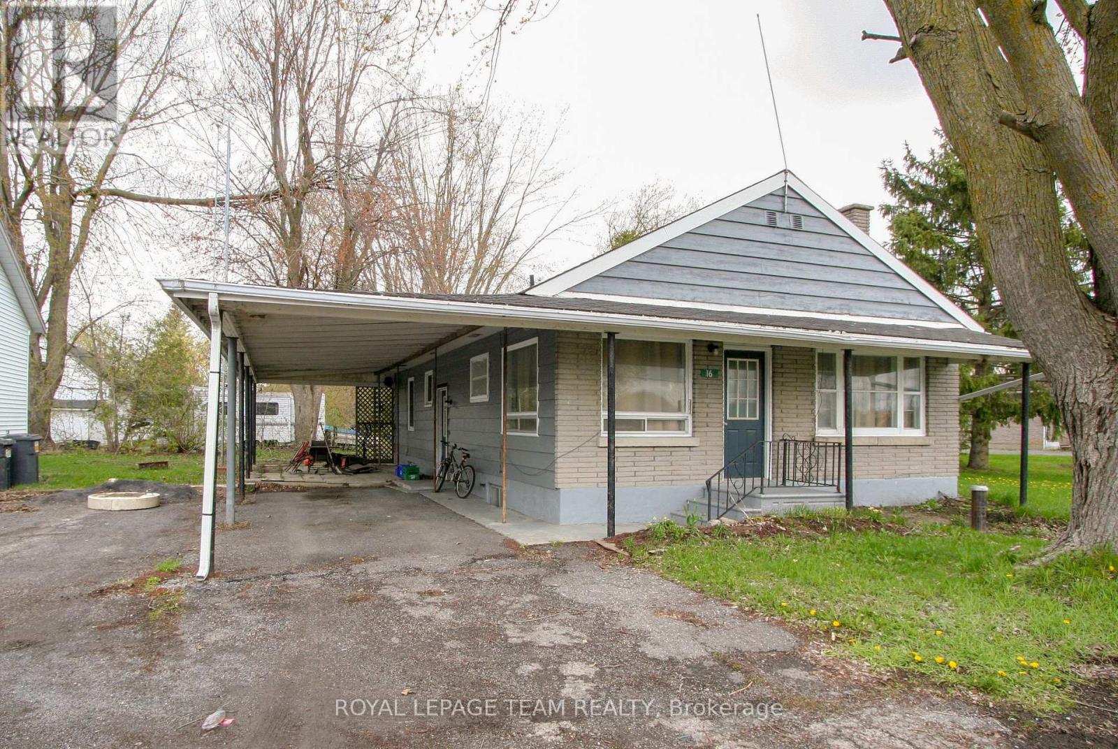 9 COCKBURN STREET, North Stormont, Ontario