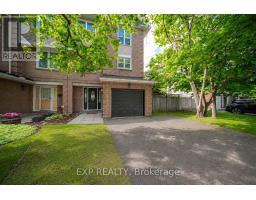 172 CENTREPOINTE DRIVE, Ottawa, Ontario