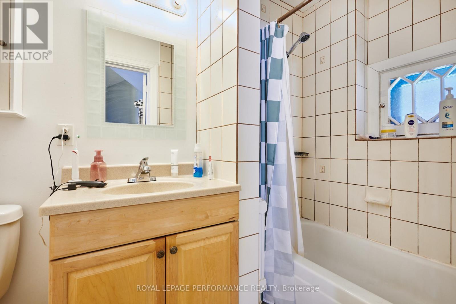 66 Delaware Avenue, Ottawa, Ontario  K2P 0Z3 - Photo 14 - X13212452