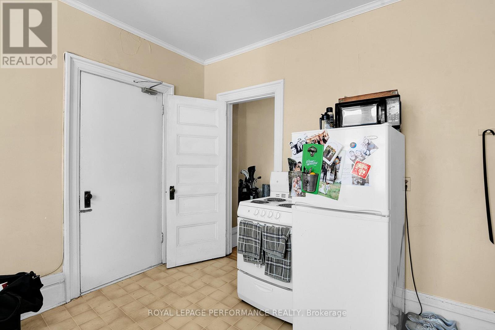 66 Delaware Avenue, Ottawa, Ontario  K2P 0Z3 - Photo 27 - X13212452