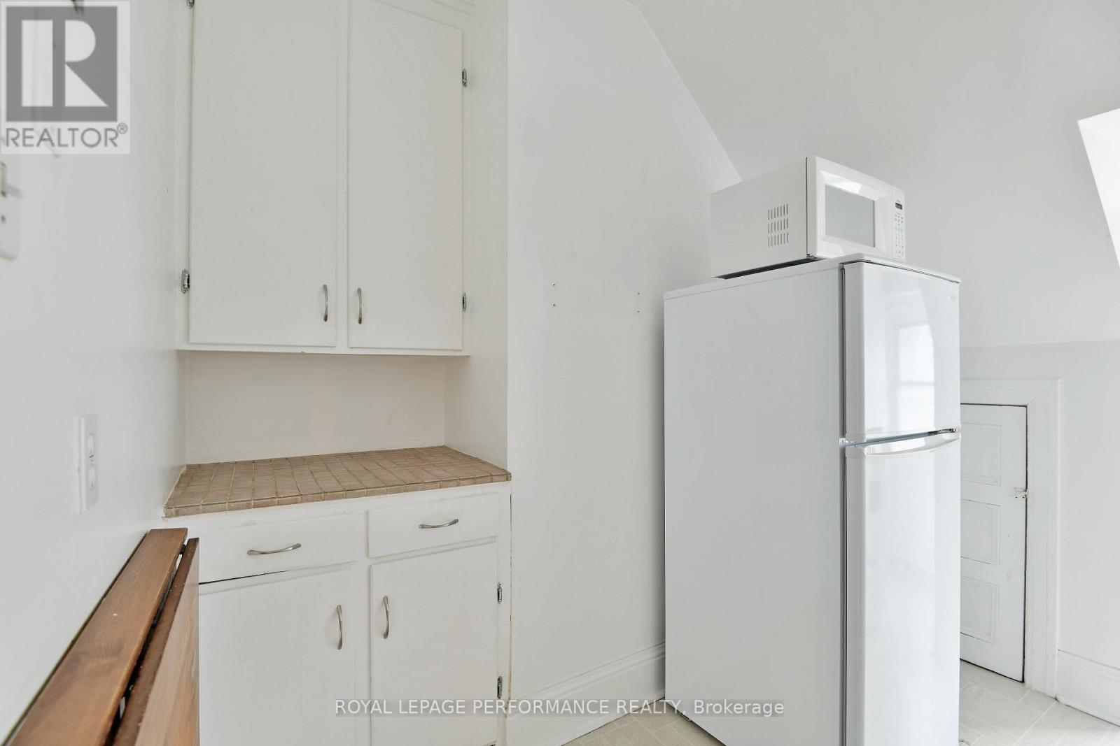 66 Delaware Avenue, Ottawa, Ontario  K2P 0Z3 - Photo 43 - X13212452