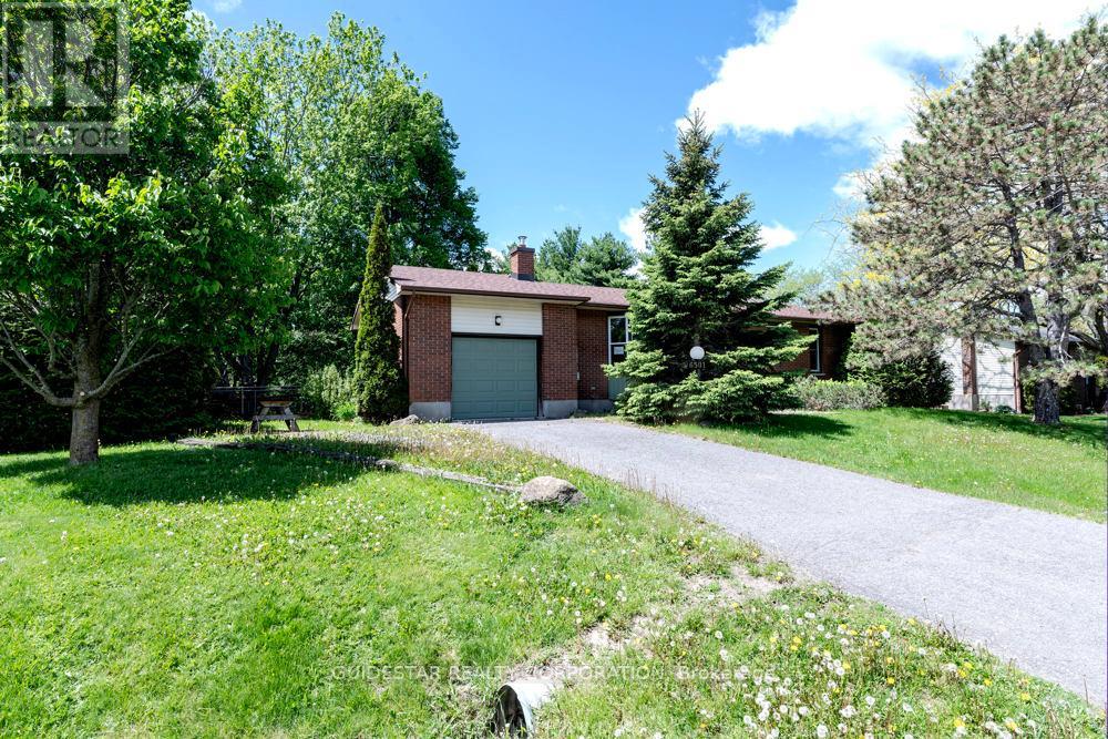 6501 Doctor Blair Crescent, Ottawa, Ontario  K0A 2T0 - Photo 2 - X13212500