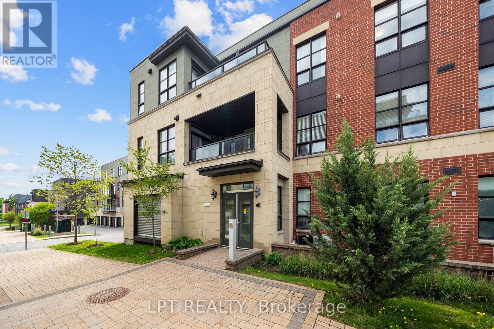 301 - 298 Glenroy Gilbert Drive, Ottawa, Ontario  K2J 5W2 - Photo 5 - X13212666