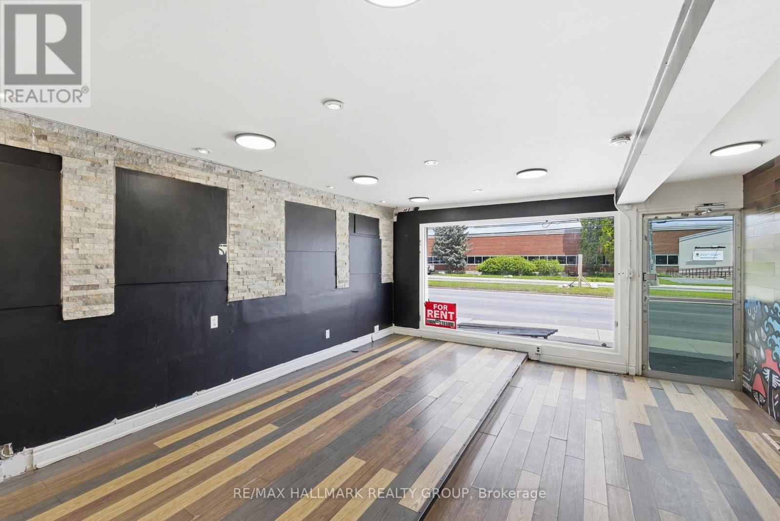 912 St Laurent Boulevard S, Ottawa, Ontario  K1K 3B3 - Photo 3 - X13212882