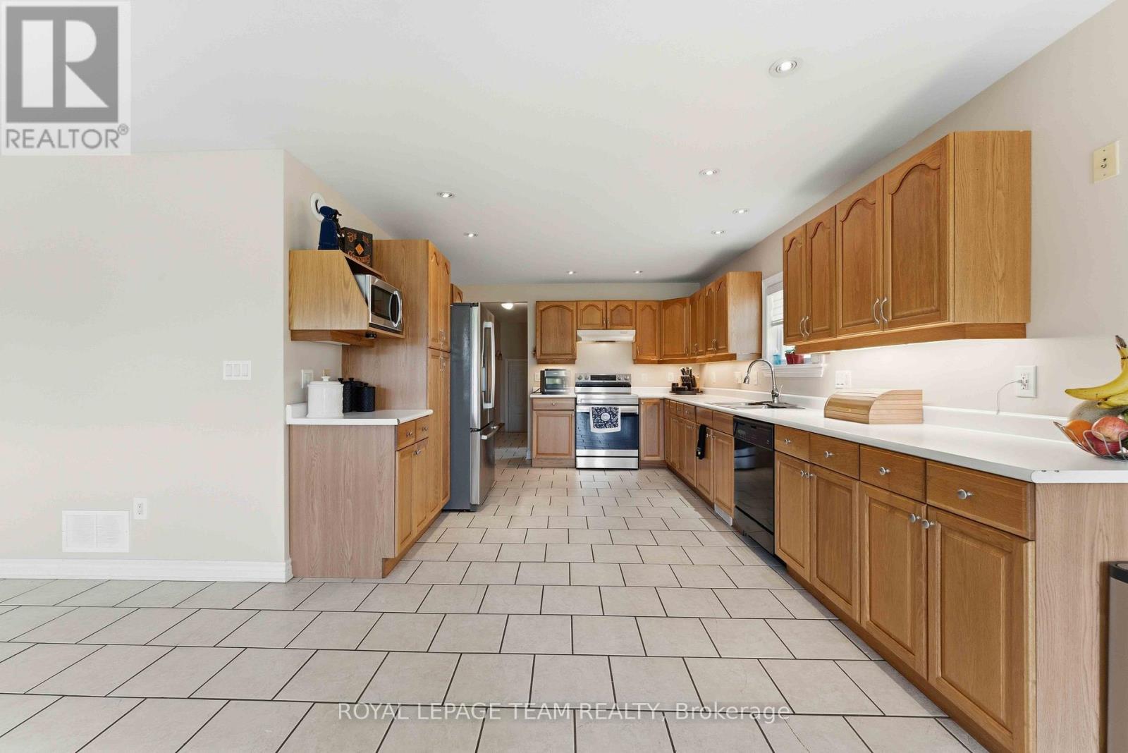 1628 Stanleyfield Crescent, Ottawa, Ontario  K4P 1M7 - Photo 12 - X13214224