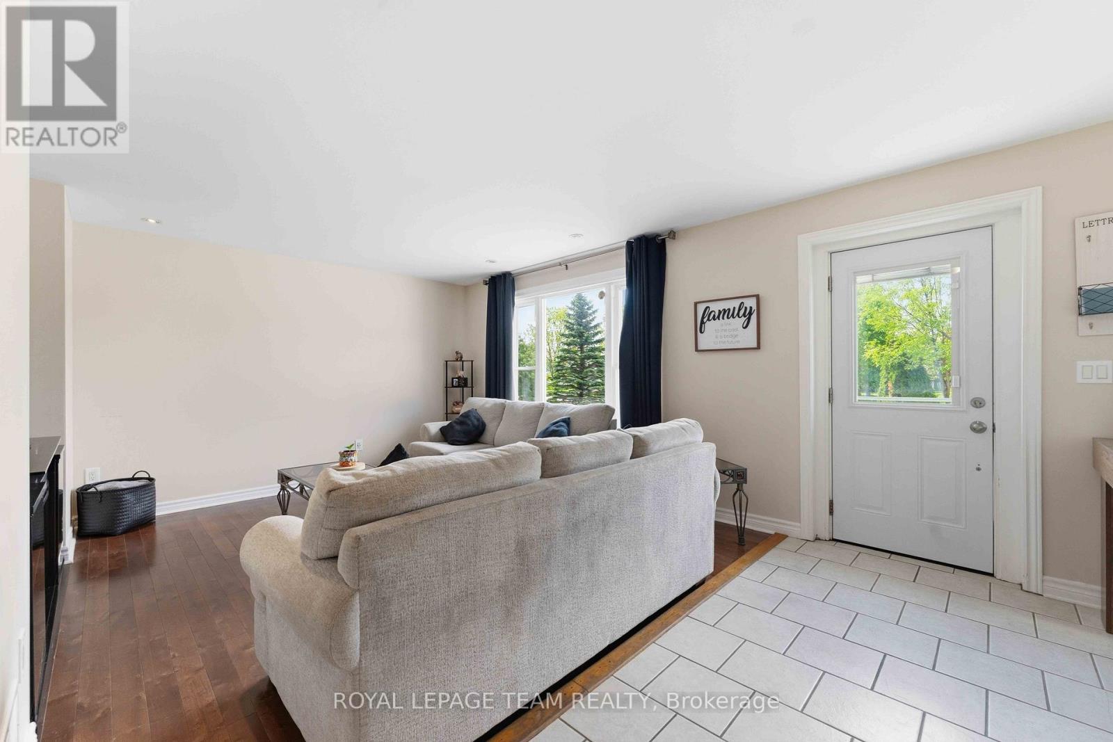 1628 Stanleyfield Crescent, Ottawa, Ontario  K4P 1M7 - Photo 5 - X13214224