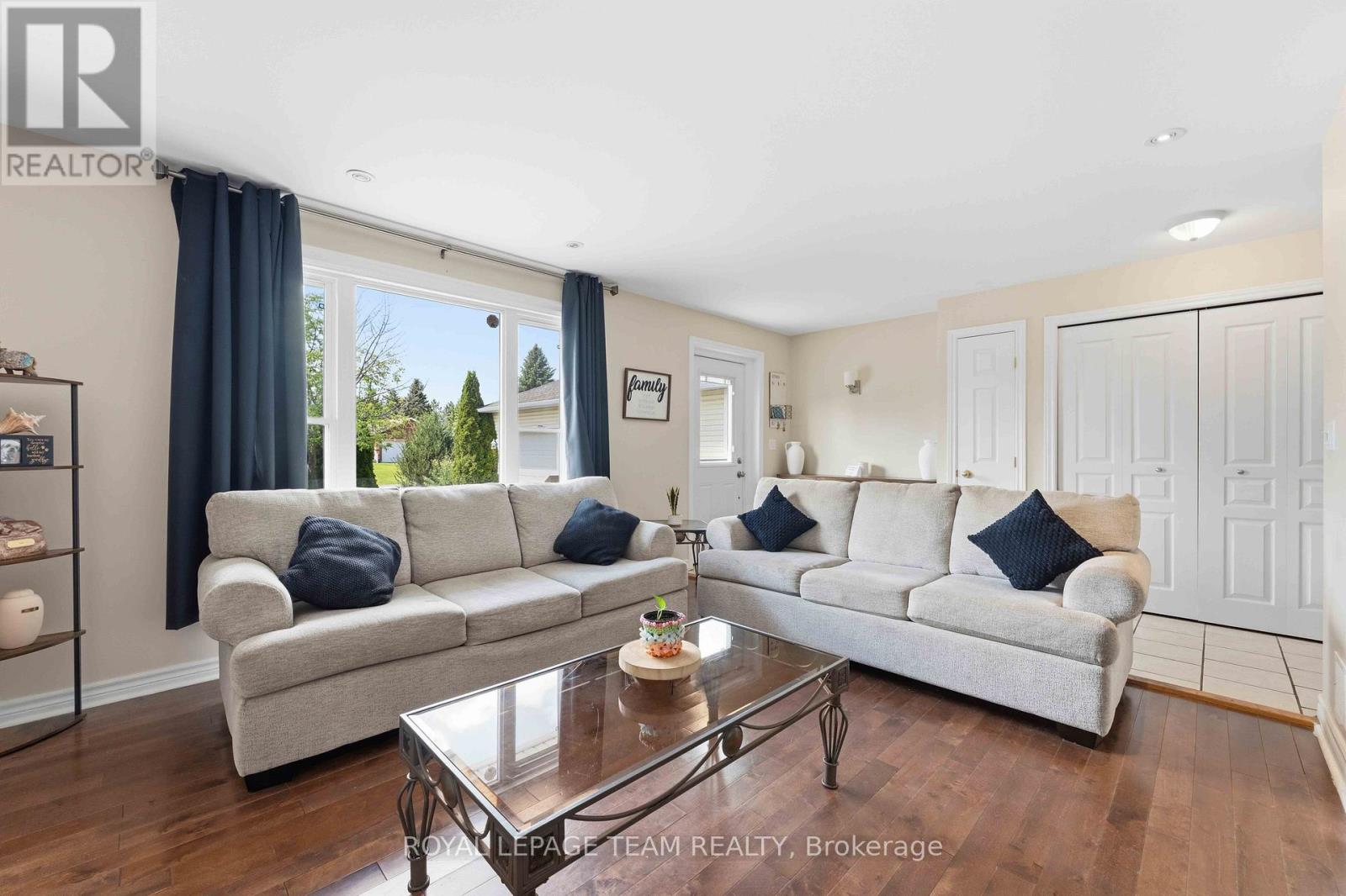 1628 Stanleyfield Crescent, Ottawa, Ontario  K4P 1M7 - Photo 6 - X13214224