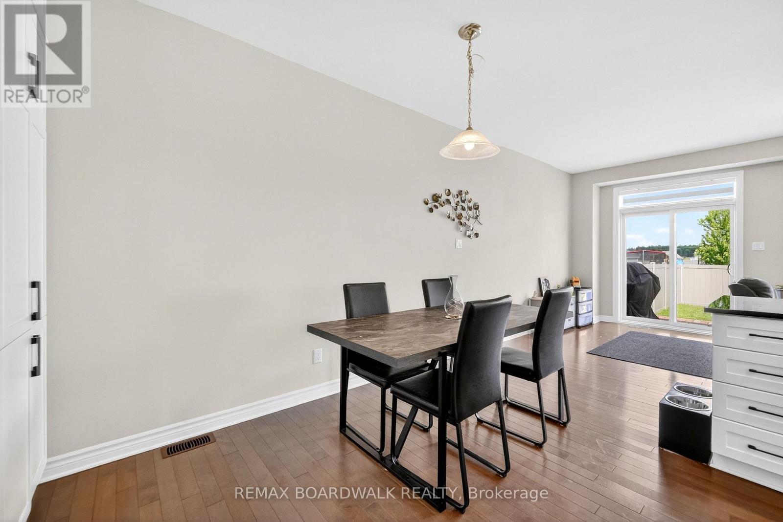 2 Duncanville Street, Russell, Ontario  K4R 1E5 - Photo 13 - X13214270
