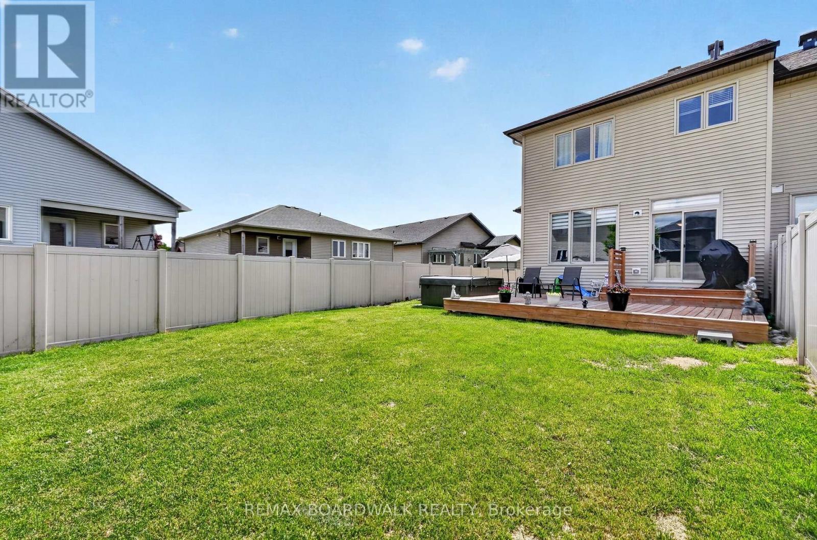 2 Duncanville Street, Russell, Ontario  K4R 1E5 - Photo 35 - X13214270