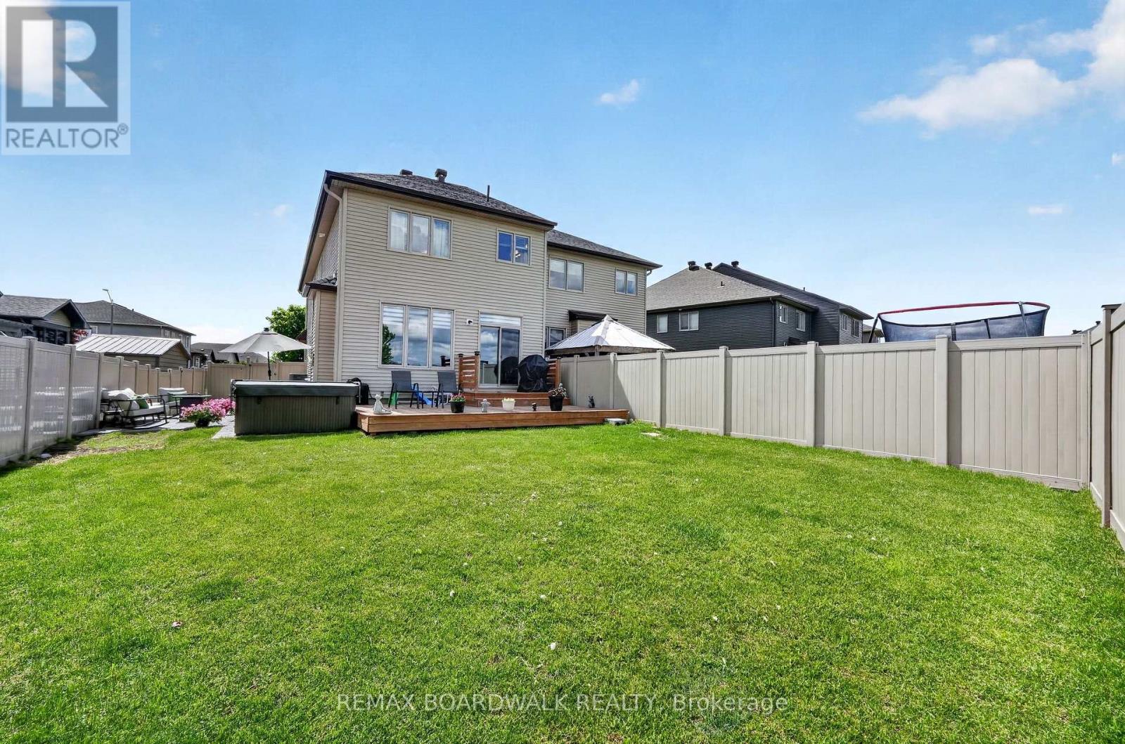 2 Duncanville Street, Russell, Ontario  K4R 1E5 - Photo 36 - X13214270