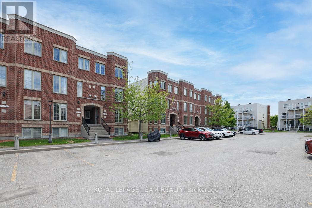 76 - 130 Berrigan Drive, Ottawa, Ontario  K2J 0J3 - Photo 2 - X13214386