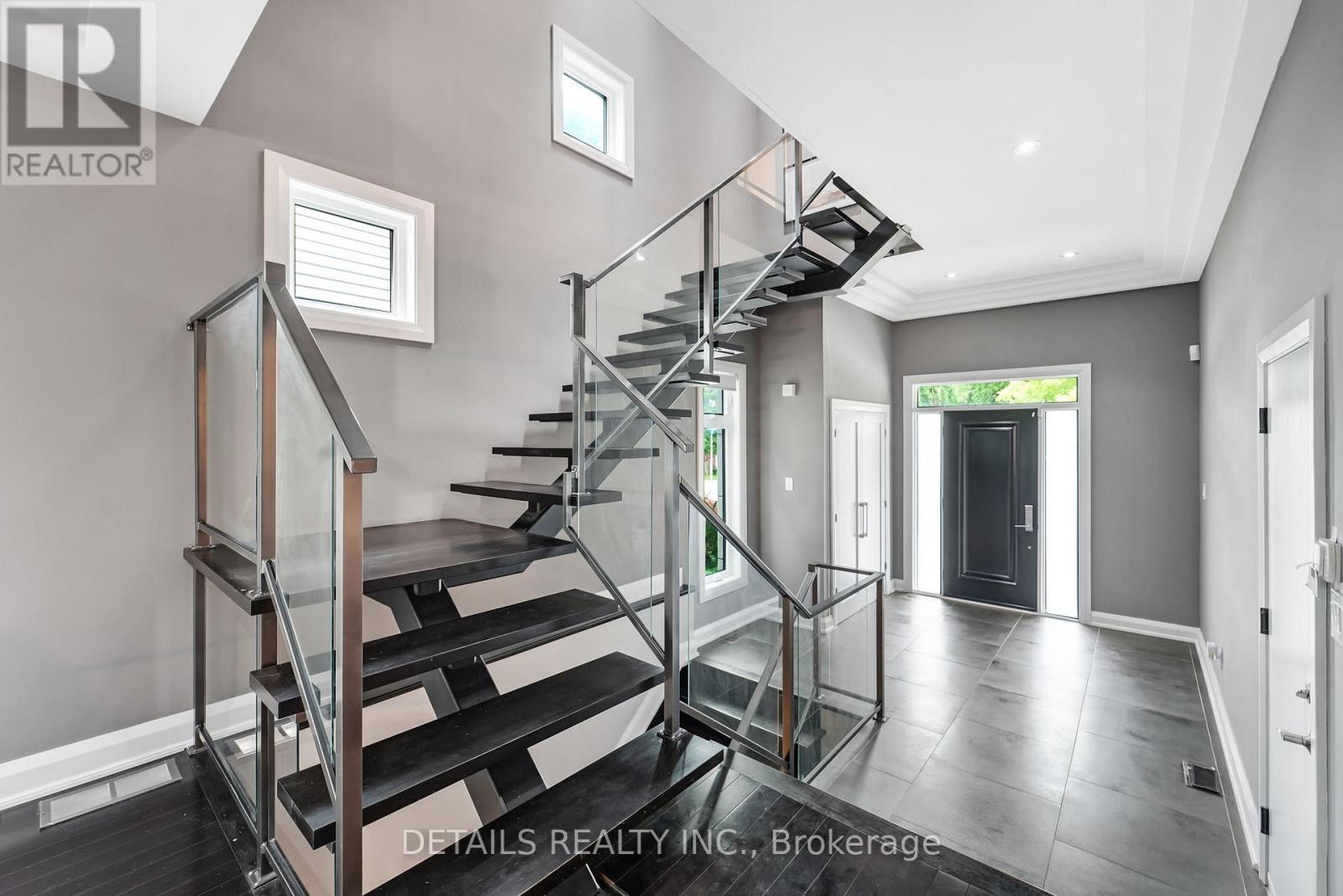 71 Eleanor Drive, Ottawa, Ontario  K2E 6A1 - Photo 6 - X13214478