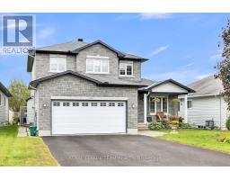 638 ROBERT HILL DRIVE, Mississippi Mills, Ontario