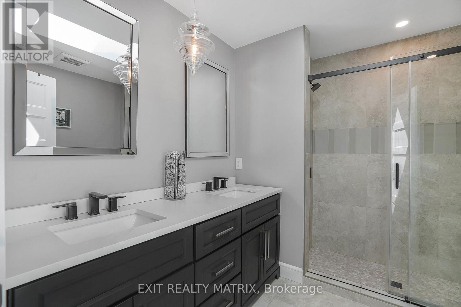 768 Dewhurst Avenue, Cornwall, Ontario  K6J 5H4 - Photo 13 - X13214864