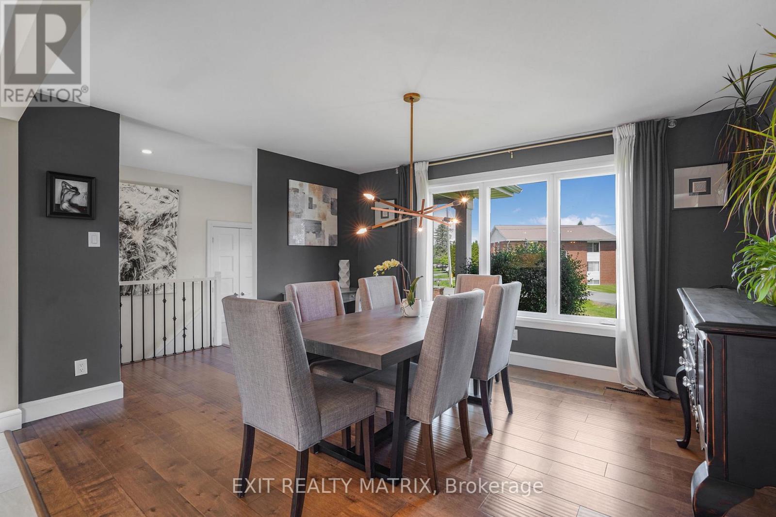 768 Dewhurst Avenue, Cornwall, Ontario  K6J 5H4 - Photo 9 - X13214864