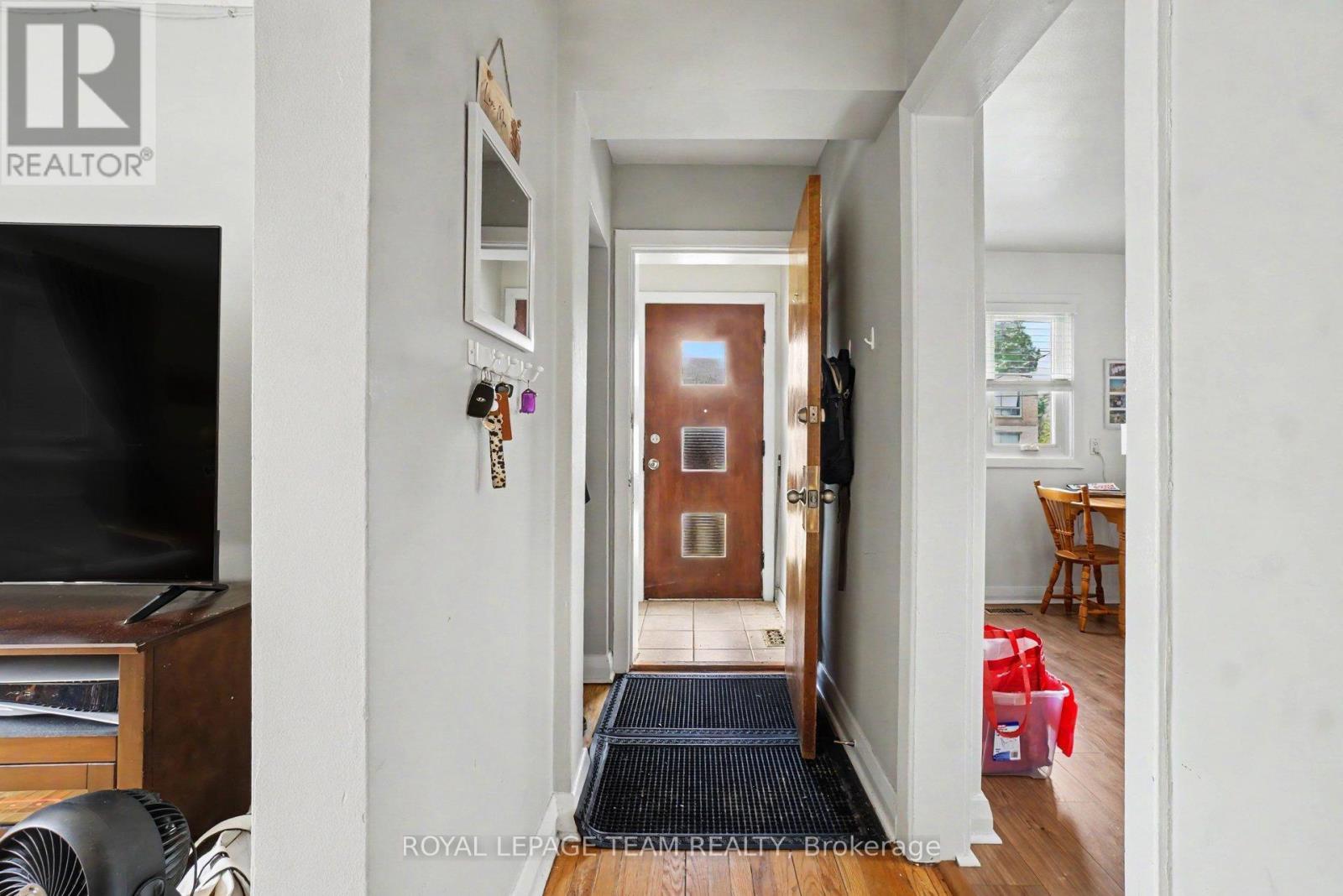 707 Edison Avenue, Ottawa, Ontario  K2A 1W2 - Photo 4 - X13214912