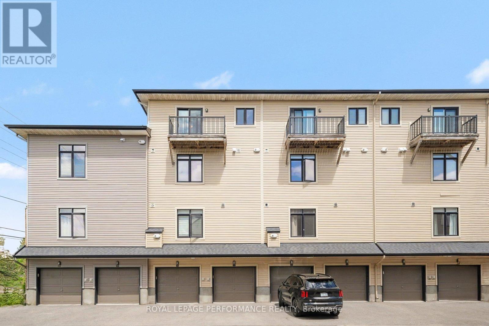 220 Pembina Private, Ottawa, Ontario  K4M 0G7 - Photo 3 - X13215672