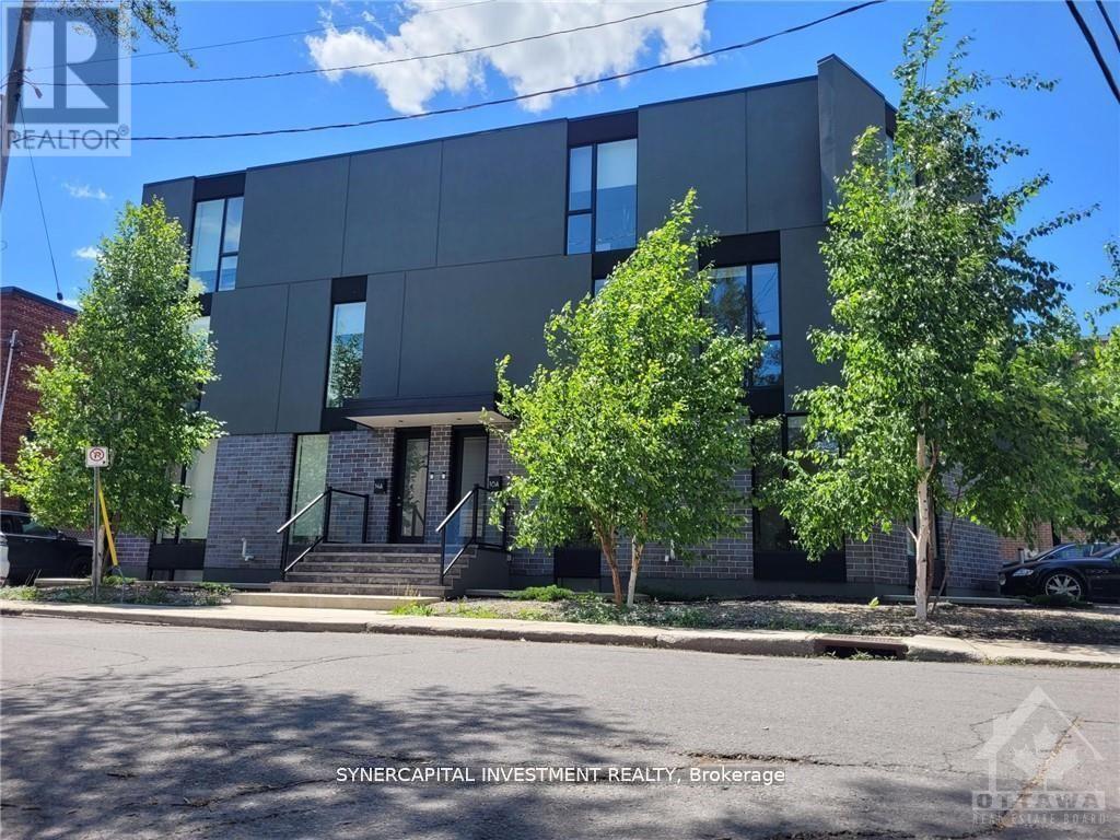 16B CHAPLEAU AVENUE, Ottawa, Ontario