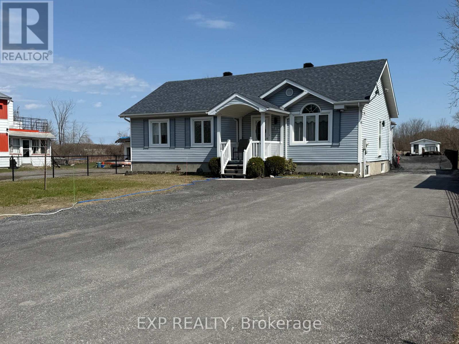 213 LONGUEUIL STREET, Champlain, Ontario