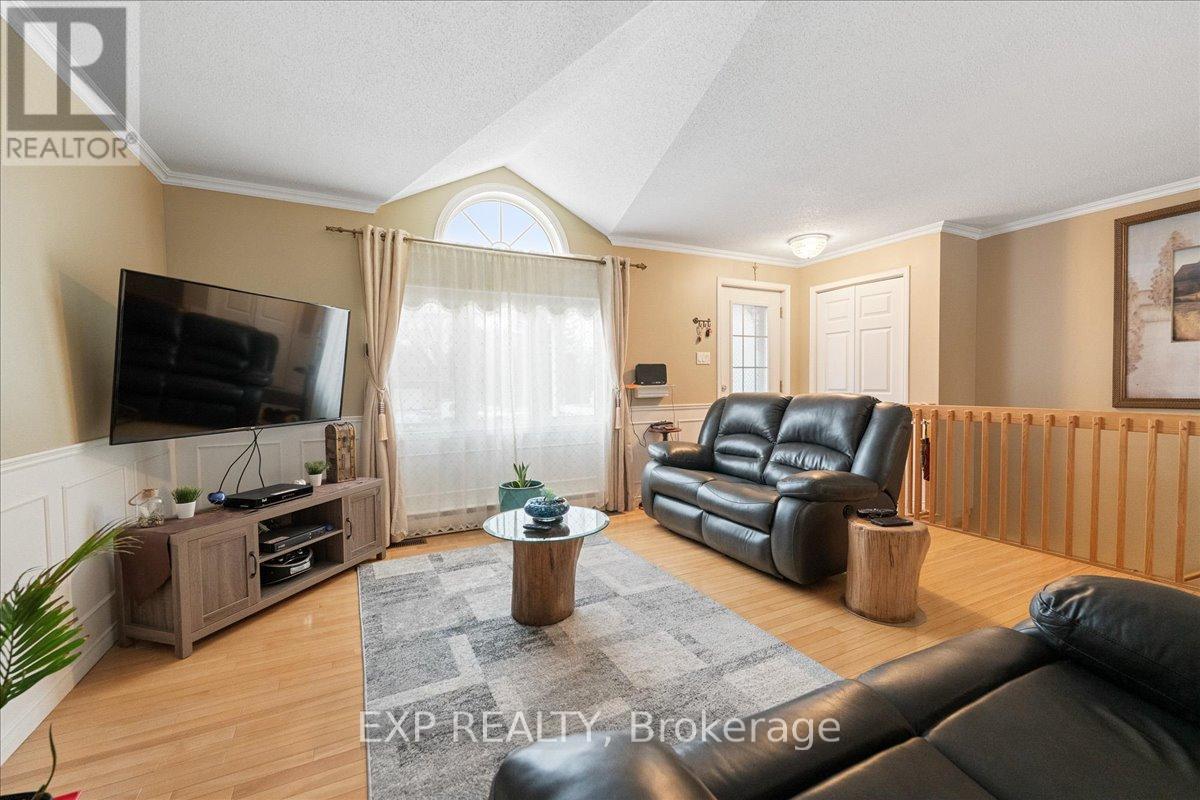 213 Longueuil Street, Champlain, Ontario  K0B 1K0 - Photo 11 - X13215874