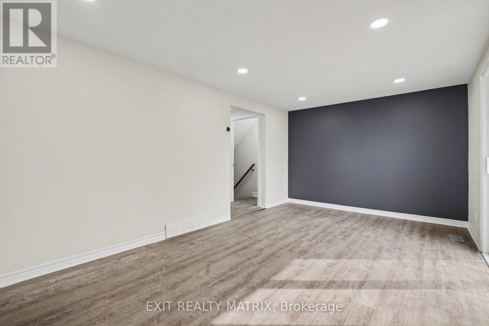 B - 1468 Heatherington Road, Ottawa, Ontario  K1V 6S1 - Photo 8 - X13216024