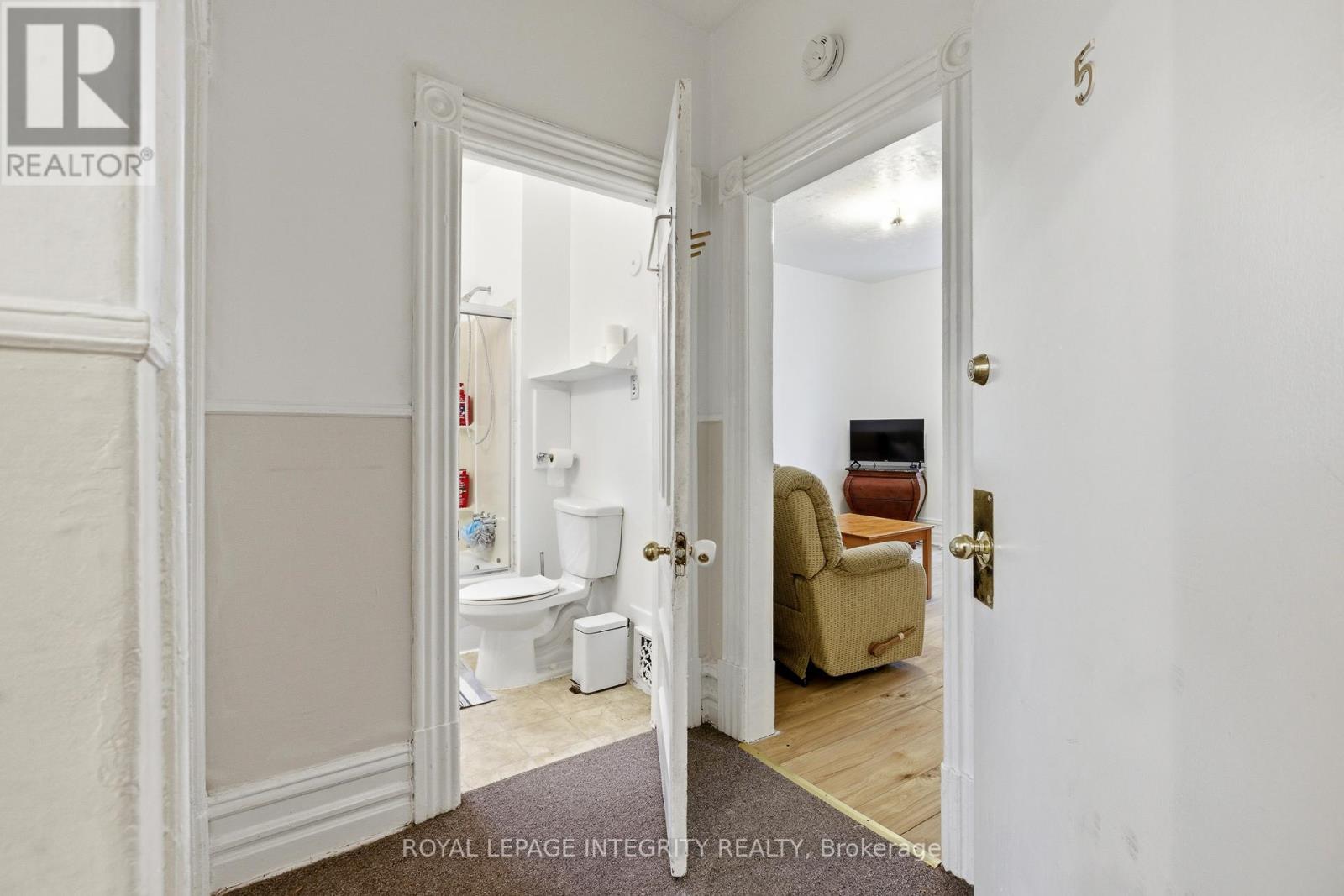 634 Gladstone Avenue, Ottawa, Ontario  K1R 5P4 - Photo 15 - X13216242
