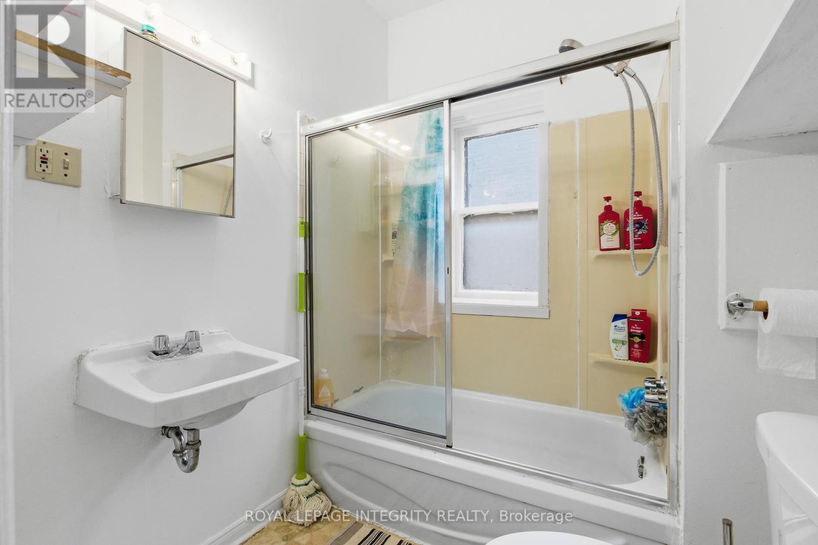 634 Gladstone Avenue, Ottawa, Ontario  K1R 5P4 - Photo 21 - X13216242