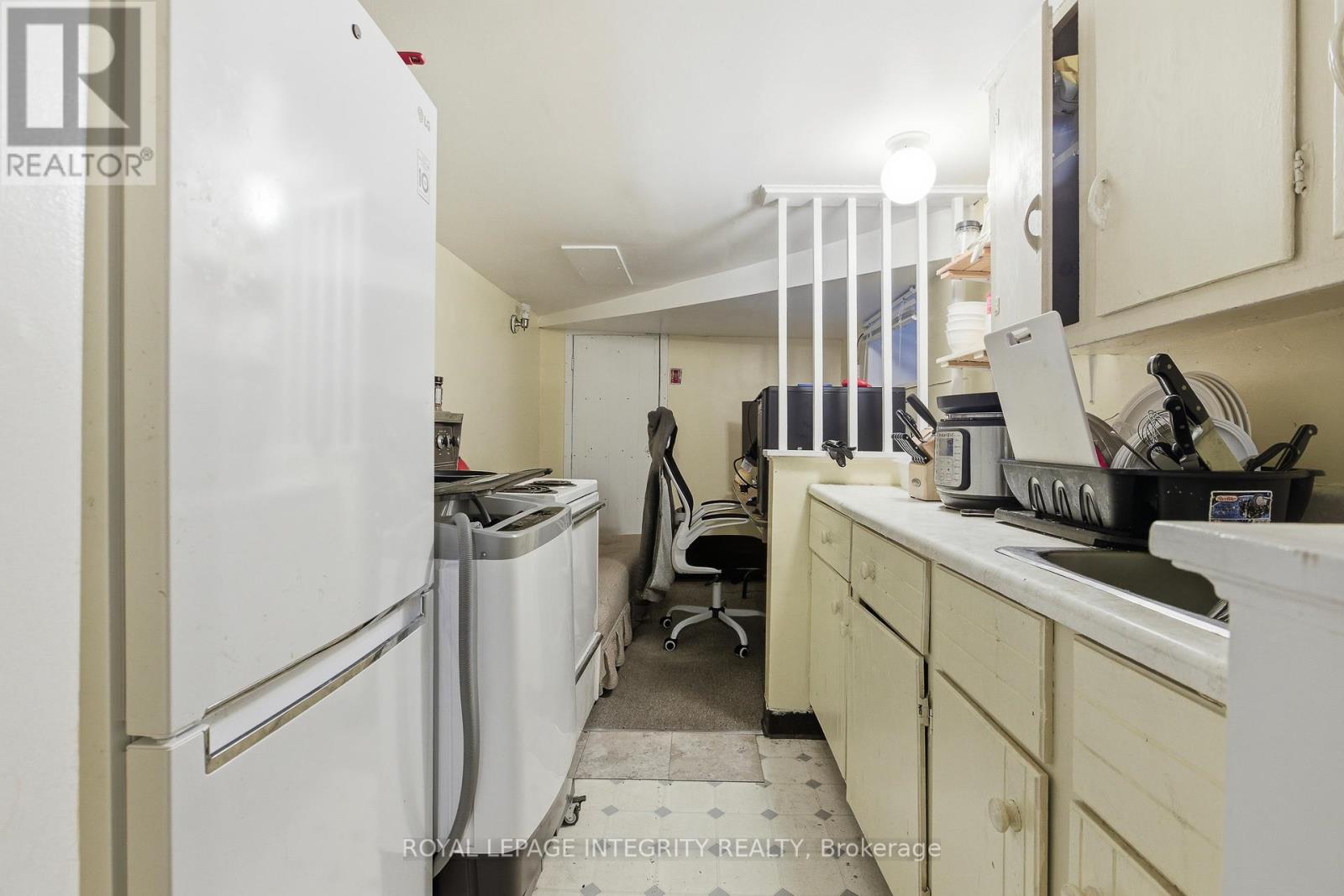 634 Gladstone Avenue, Ottawa, Ontario  K1R 5P4 - Photo 34 - X13216242
