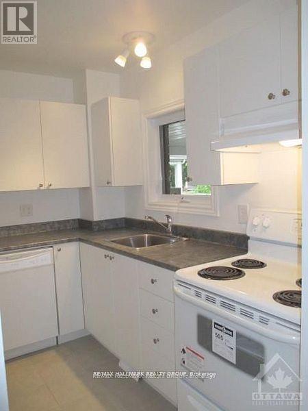 - - 84 Paddington Street, Ottawa, Ontario  K1V 0S9 - Photo 6 - X13216270