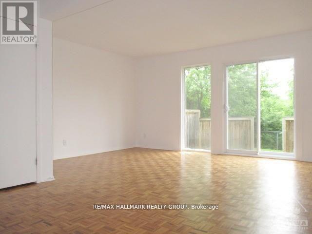 - - 84 Paddington Street, Ottawa, Ontario  K1V 0S9 - Photo 7 - X13216270