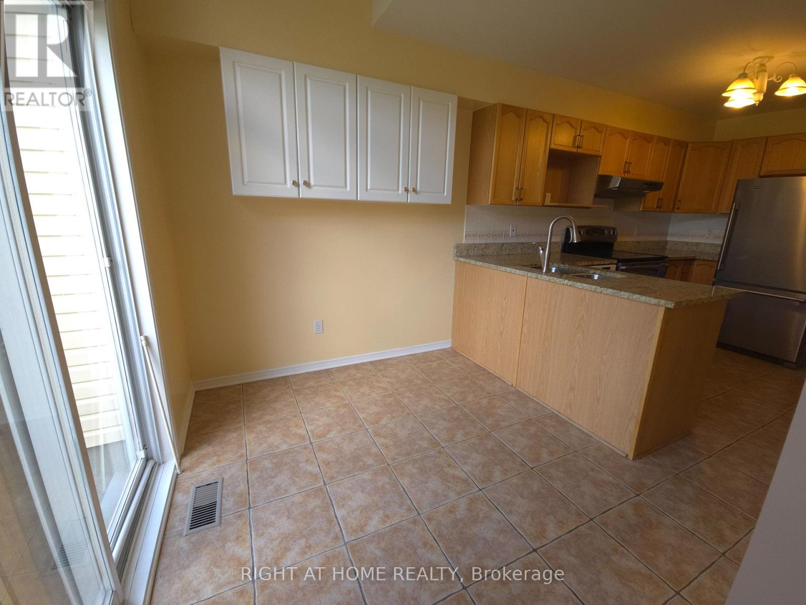 142 Lilibet Crescent E, Ottawa, Ontario  K1V 2A1 - Photo 11 - X13216372