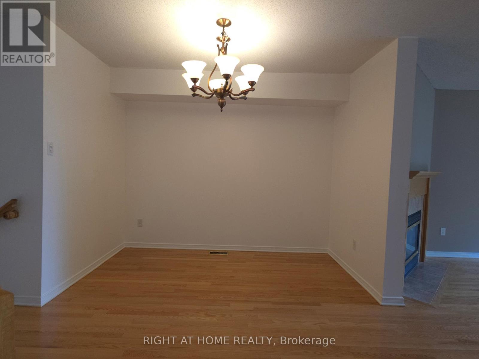 142 Lilibet Crescent E, Ottawa, Ontario  K1V 2A1 - Photo 5 - X13216372