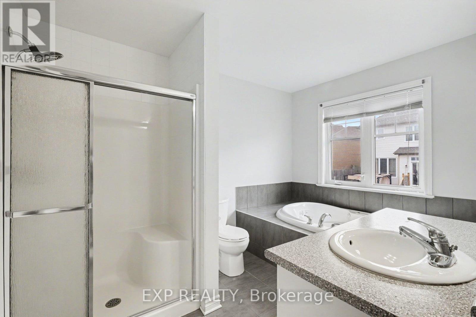 180 Flat Sedge Crescent, Ottawa, Ontario  K1T 0G9 - Photo 11 - X13216634