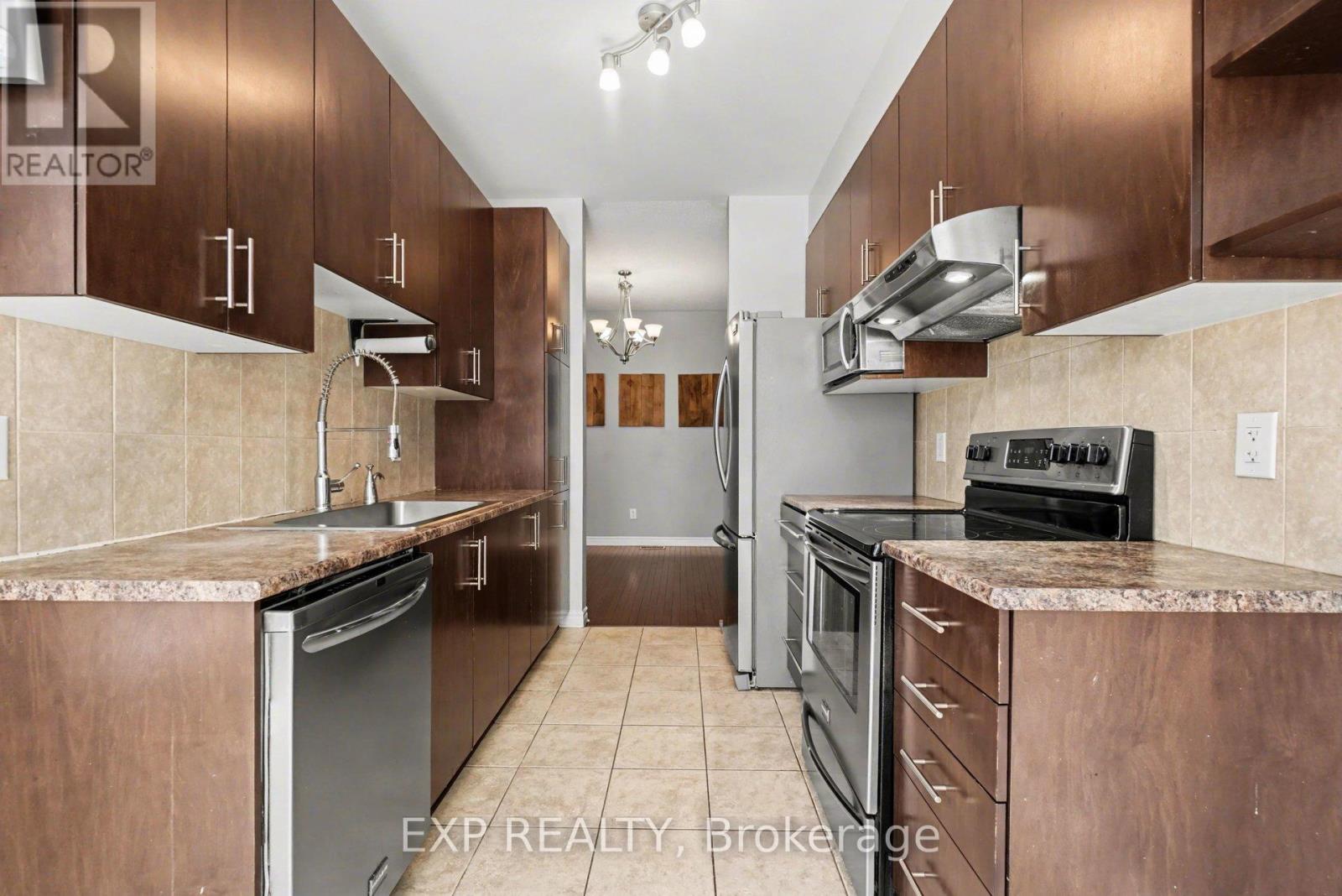 180 Flat Sedge Crescent, Ottawa, Ontario  K1T 0G9 - Photo 6 - X13216634