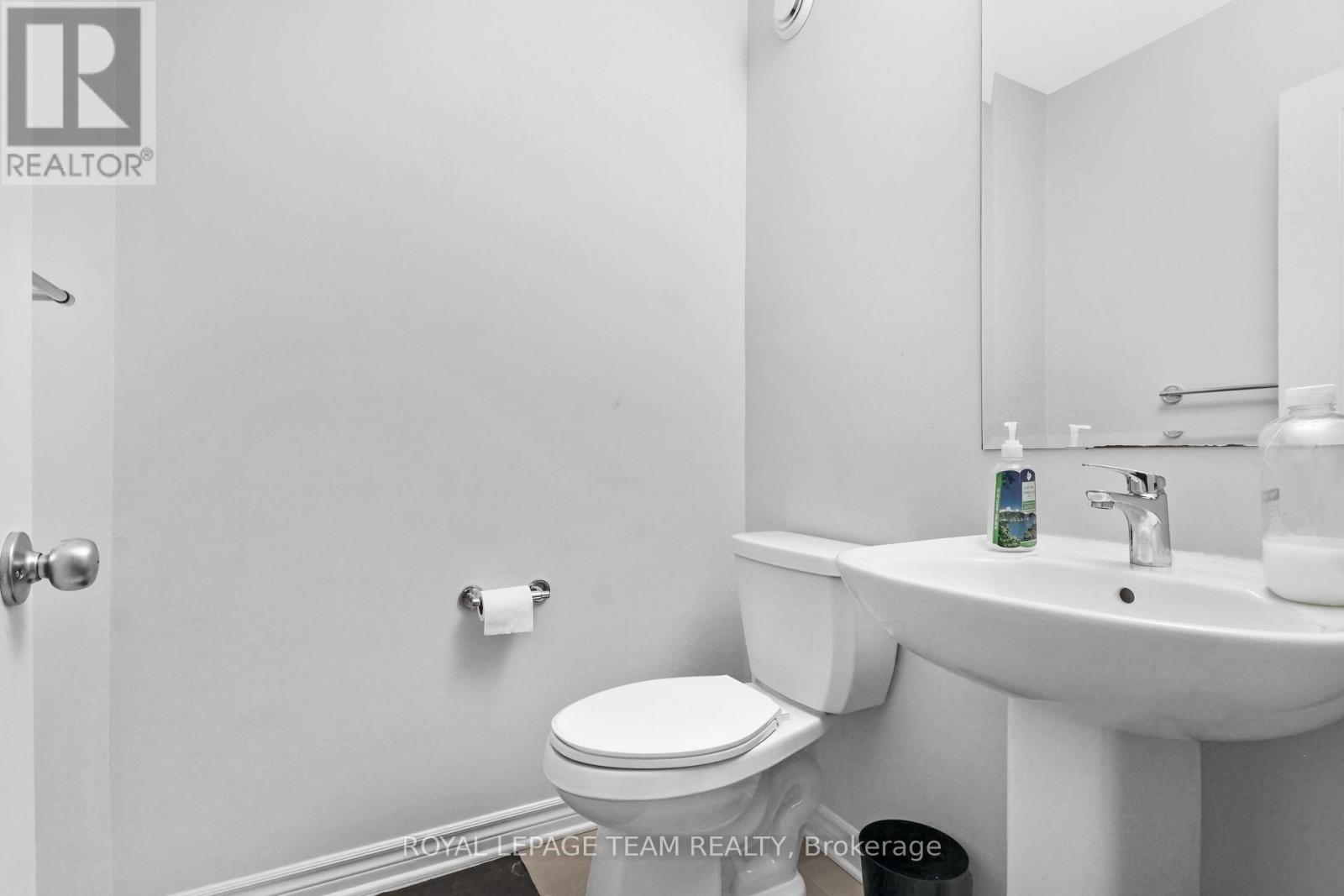 310 Kanashtage Terrace, Ottawa, Ontario  K4A 5J9 - Photo 4 - X13207782