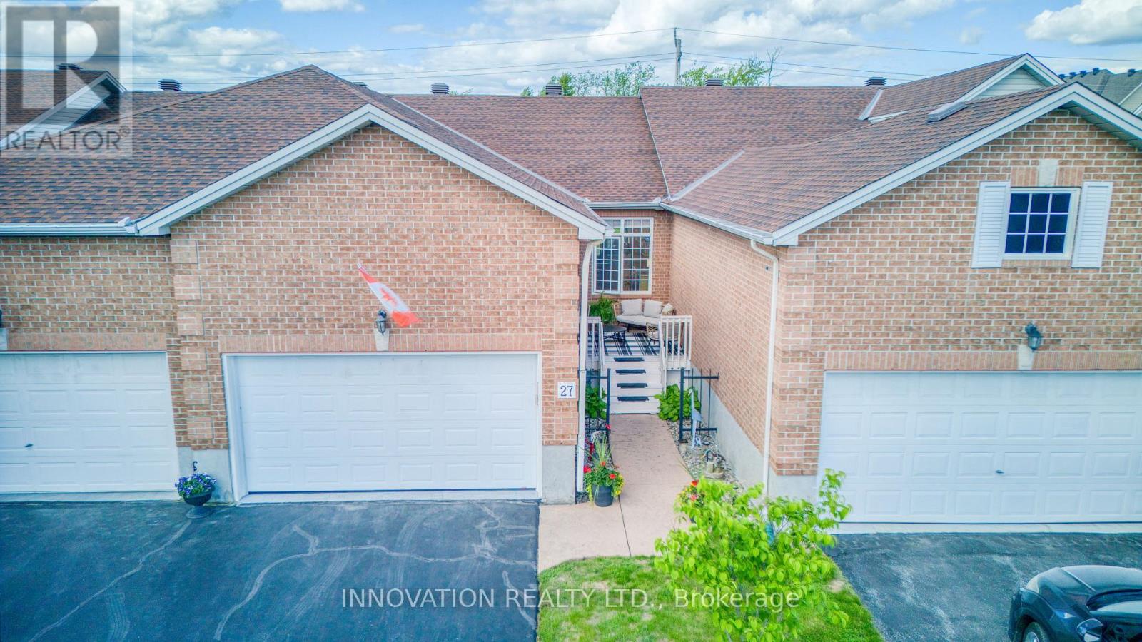 27 EILEEN CRESCENT, Ottawa, Ontario