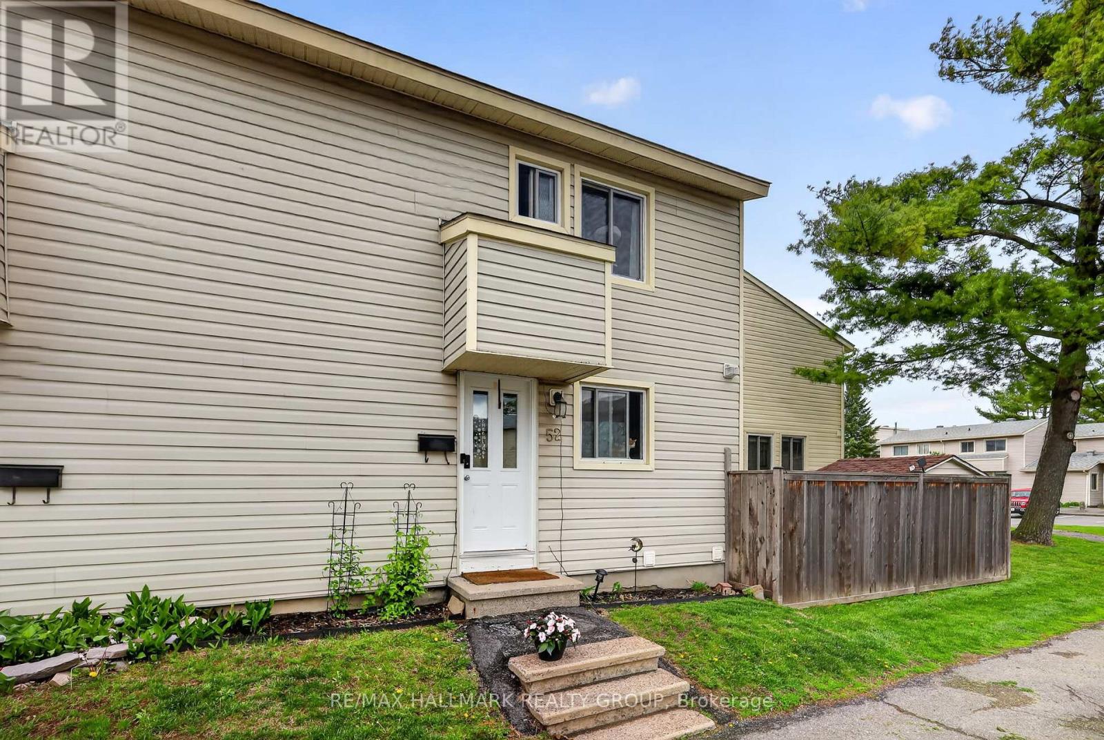 52 Thistledown Court, Ottawa, Ontario  K2J 1M9 - Photo 2 - X13217180