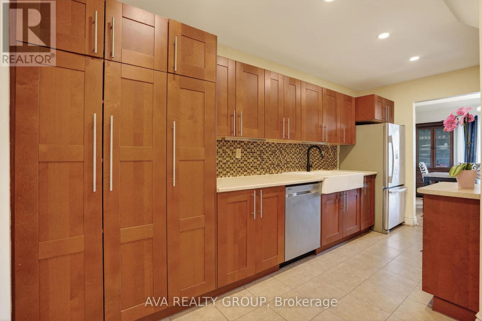 27 Danaher Drive, Ottawa, Ontario  K2J 3Y5 - Photo 6 - X13217366