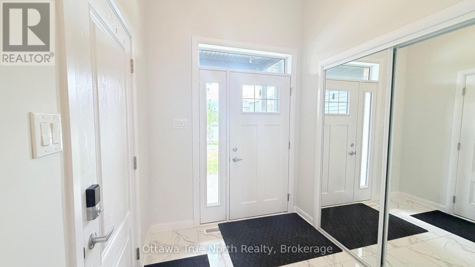 230 Invention Boulevard, Ottawa, Ontario  K2K 1X7 - Photo 3 - X13218616