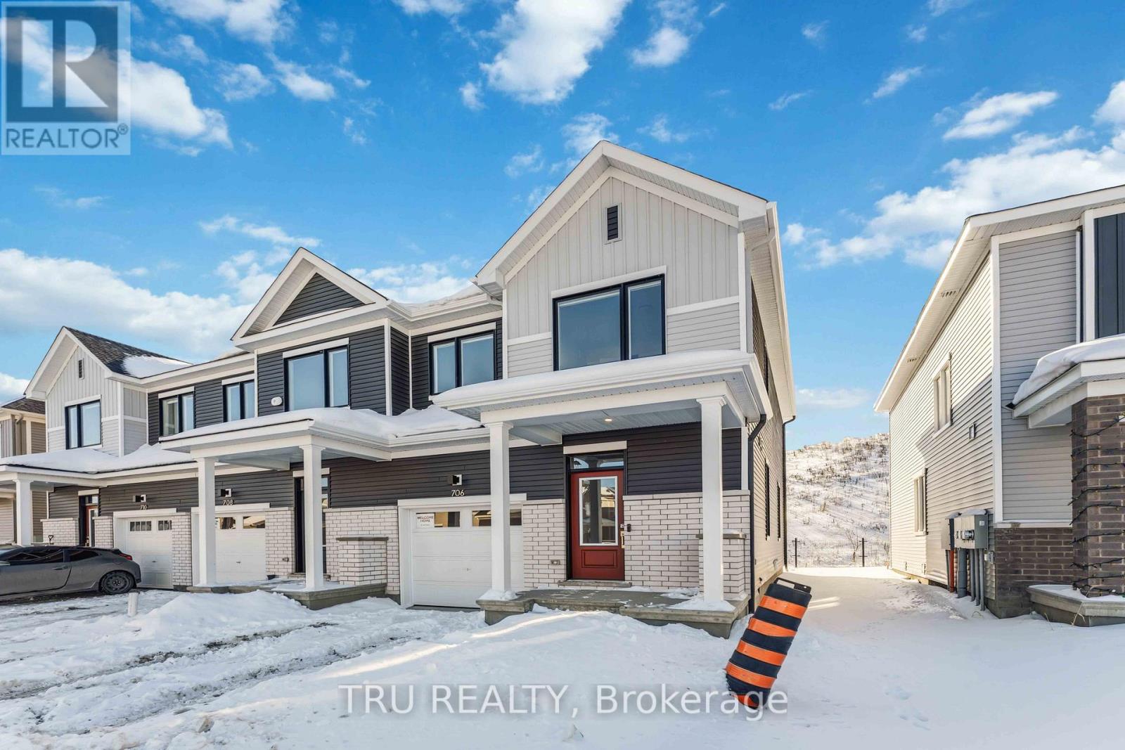 706 Expansion Road, Ottawa, Ontario  K2J 7G4 - Photo 2 - X13218668