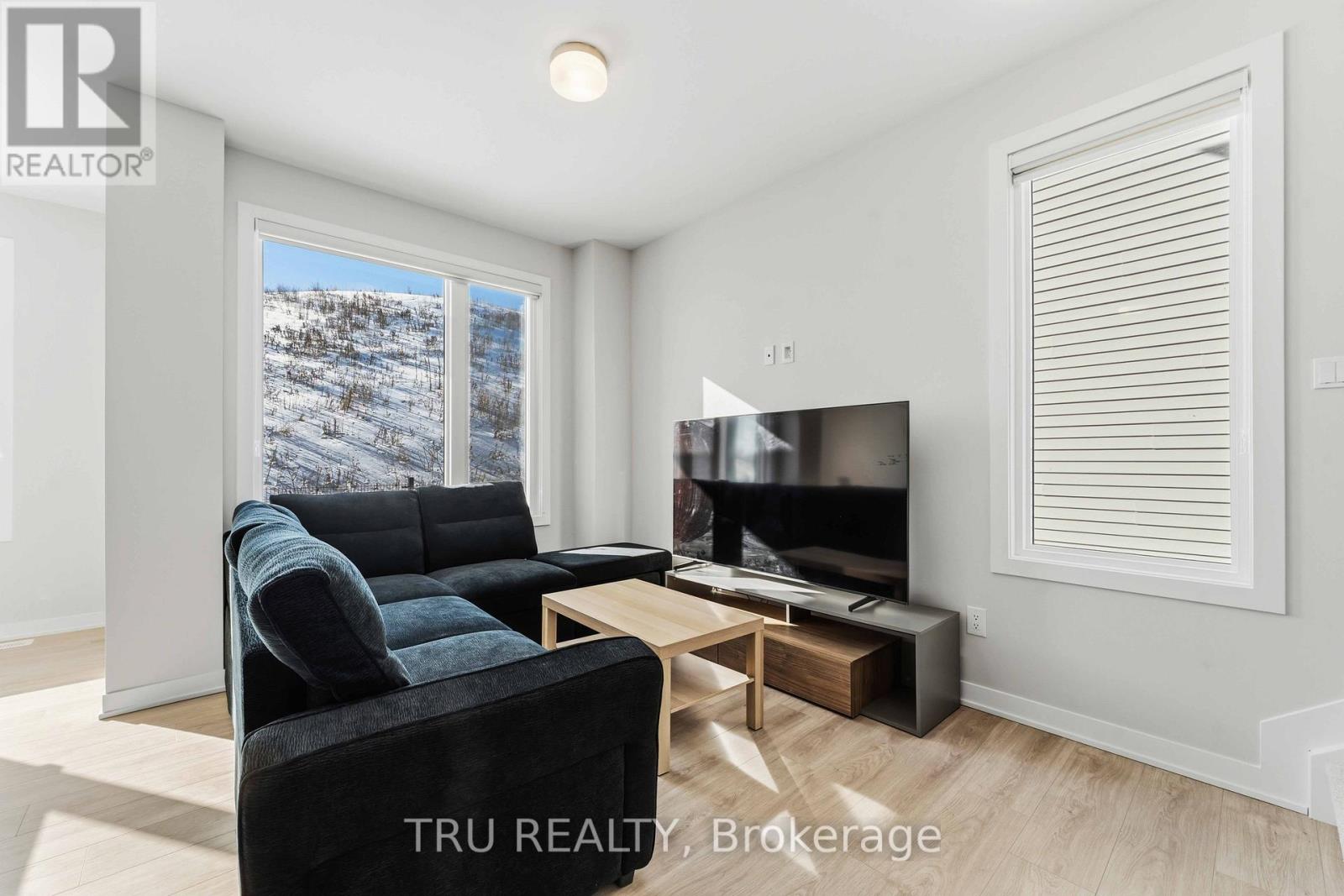 706 Expansion Road, Ottawa, Ontario  K2J 7G4 - Photo 7 - X13218668