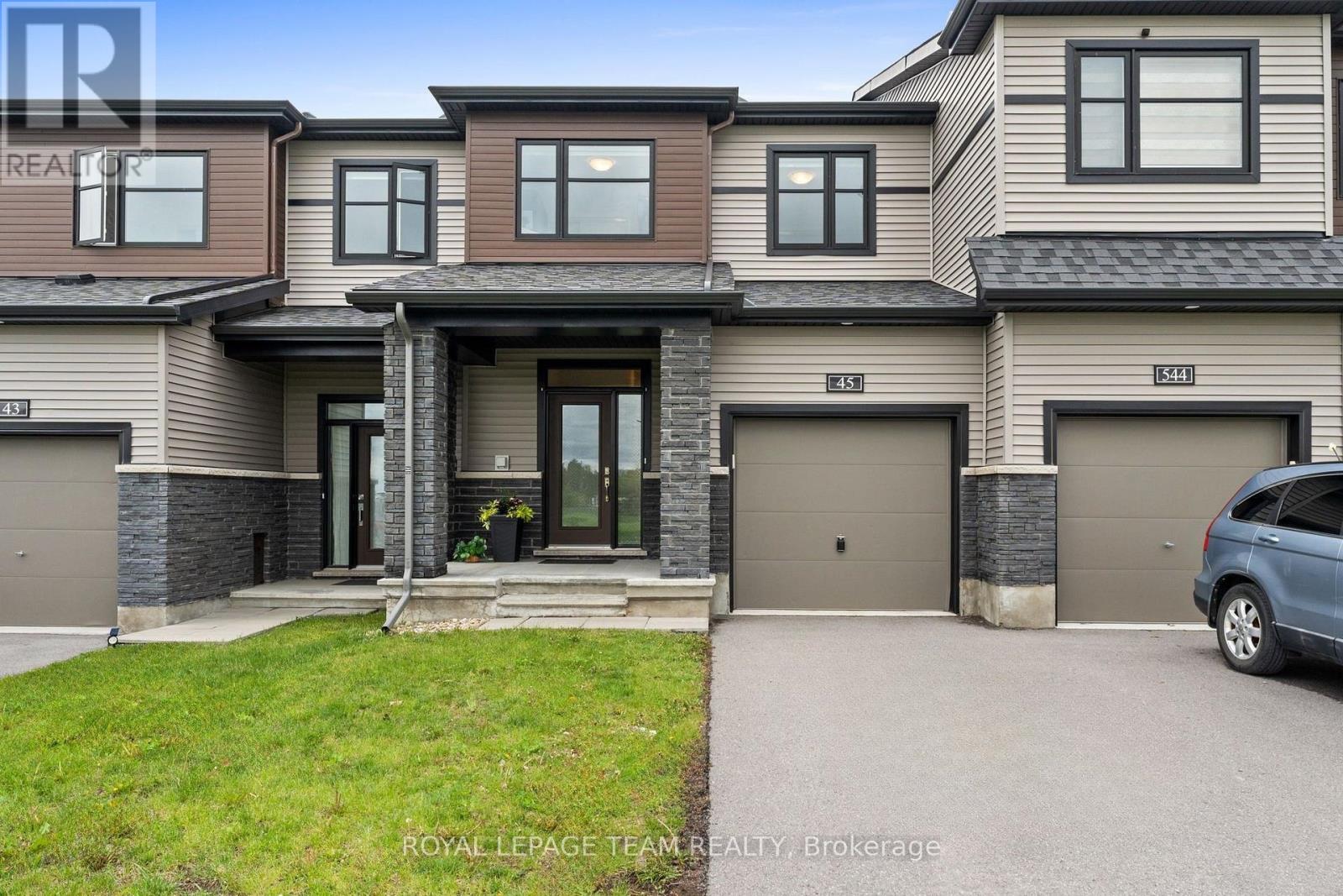 45 Finglas Court, Ottawa, Ontario  K2J 6Y6 - Photo 2 - X13218748