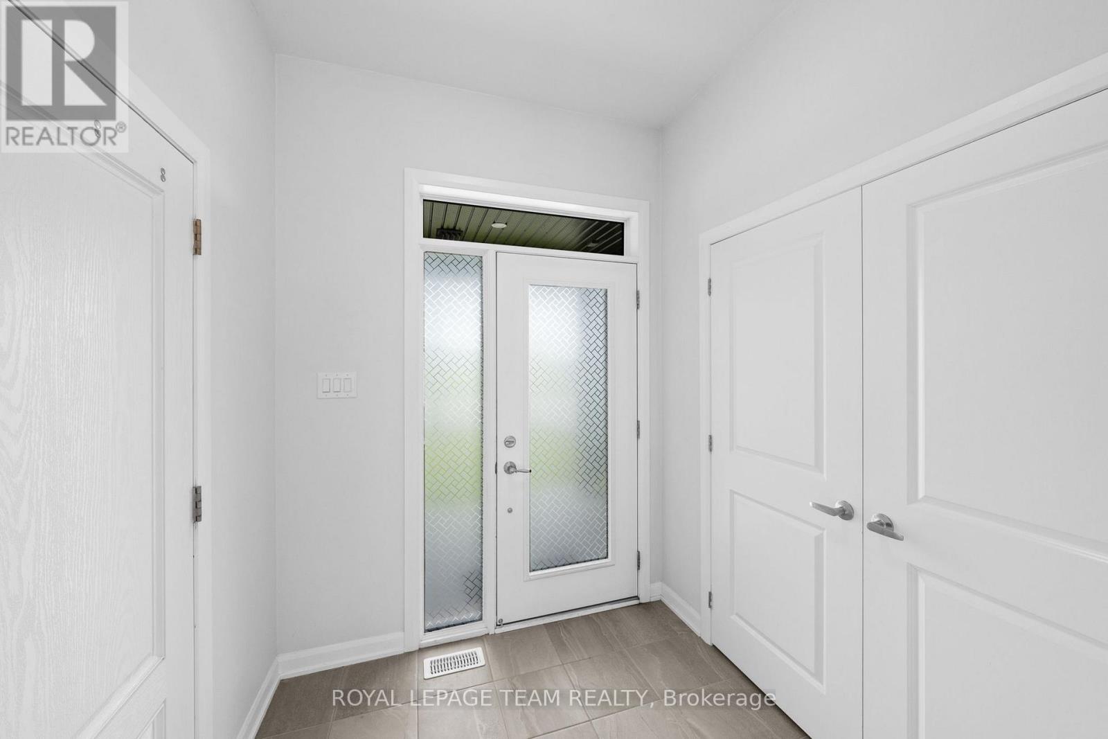 45 Finglas Court, Ottawa, Ontario  K2J 6Y6 - Photo 5 - X13218748