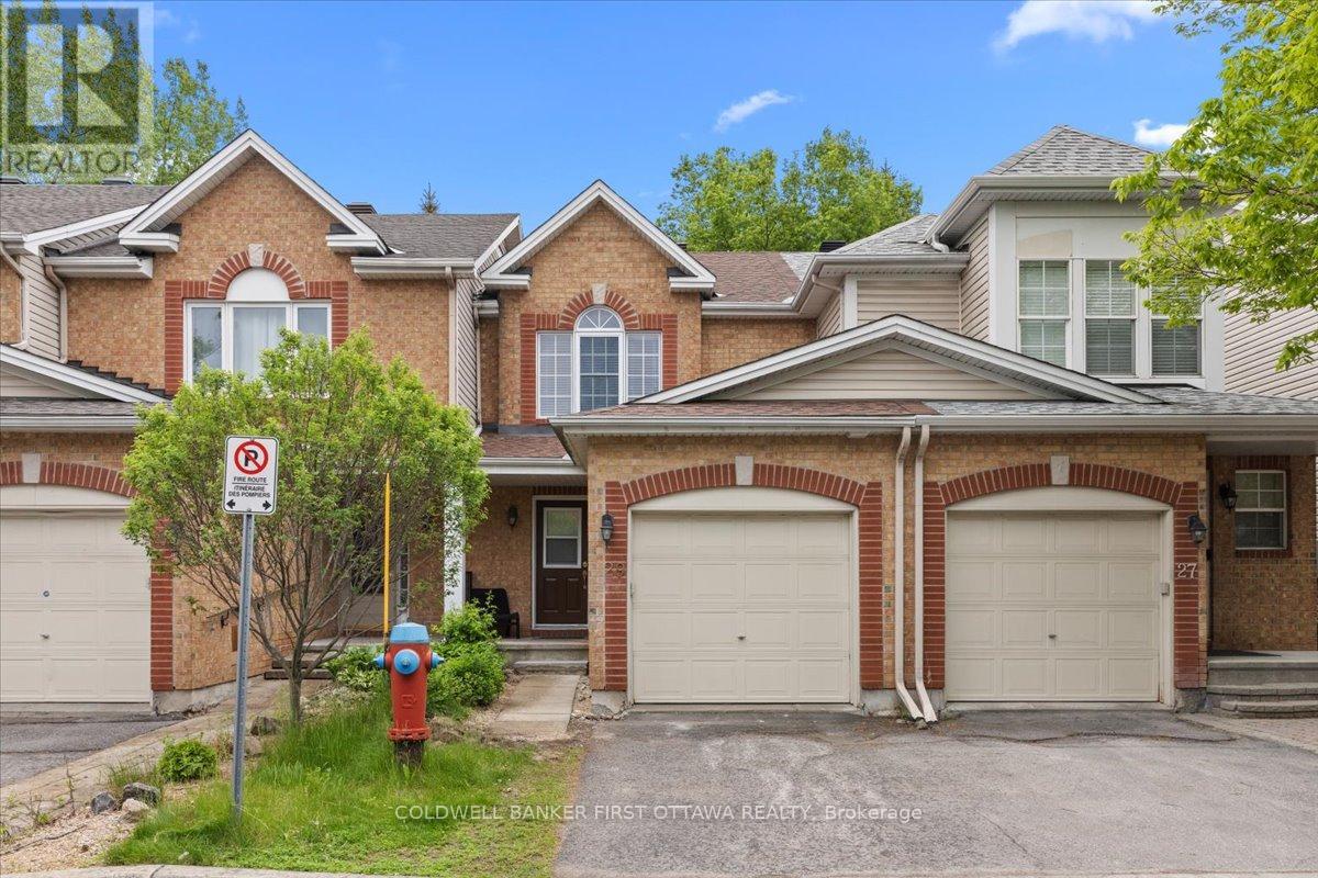 29 HEARTLEAF PRIVATE, Ottawa, Ontario