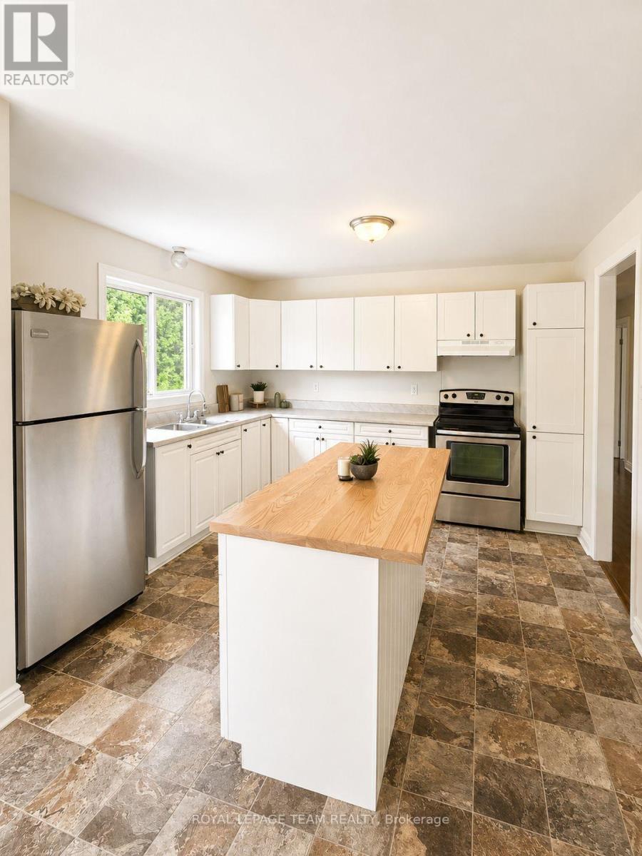 8133 County Rd 44 Road, Edwardsburgh/cardinal, Ontario  K0E 1X0 - Photo 3 - X13219540