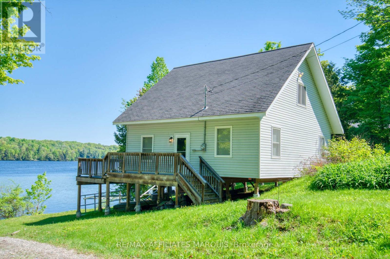 4 Warner Lane, Rideau Lakes, Ontario  K0G 1X0 - Photo 2 - X13219918