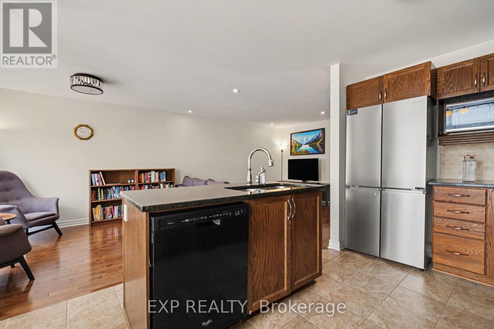 267 Garrity Crescent, Ottawa, Ontario  K2J 3T6 - Photo 10 - X13220252