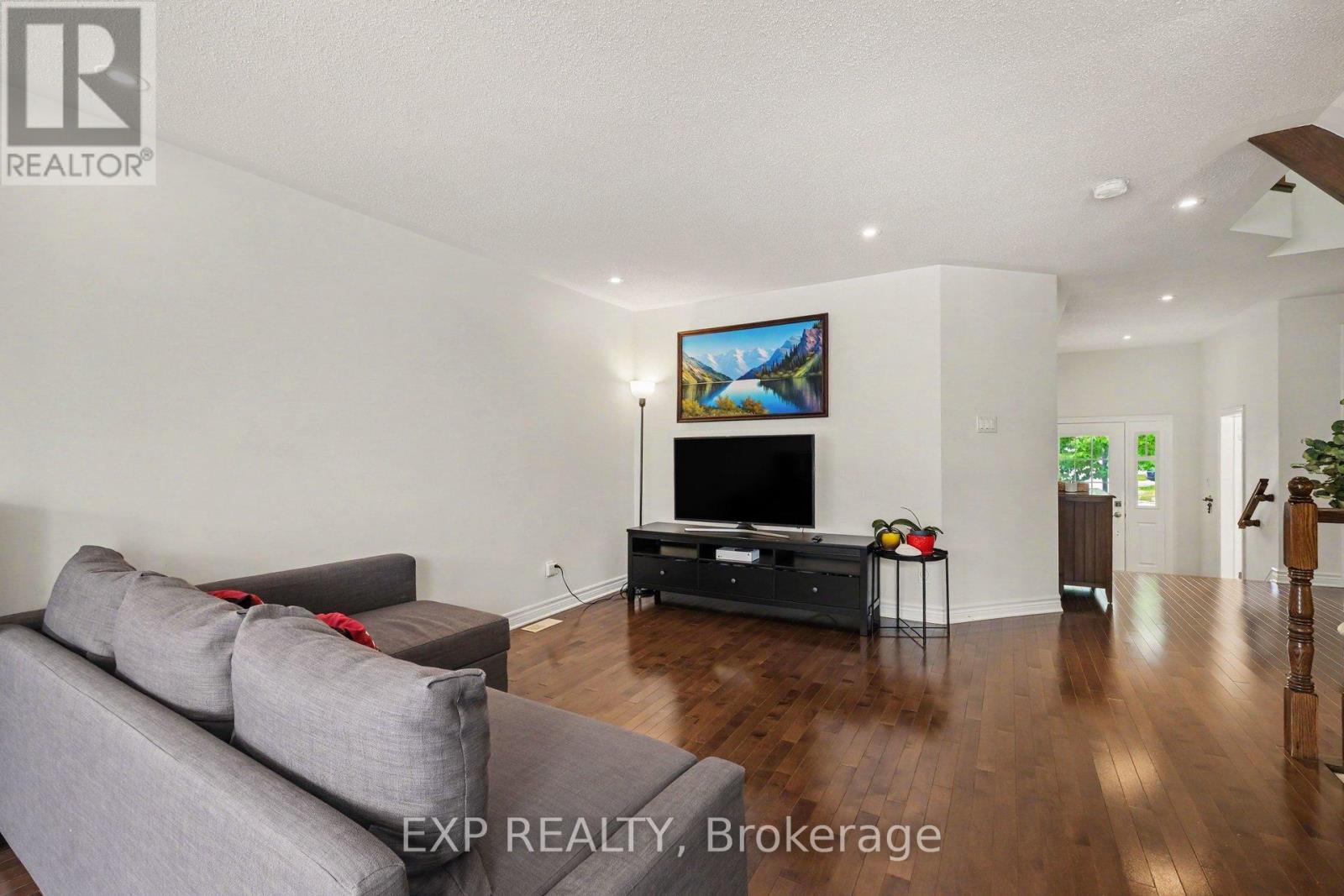267 Garrity Crescent, Ottawa, Ontario  K2J 3T6 - Photo 8 - X13220252